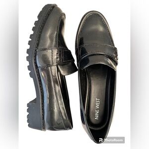 Nine West Vintage patent leather loafers “Mayhemo” sz8